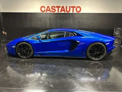 Blu/azzurro Usata 2011 Lamborghini Aventador Coupé | 330.000 €