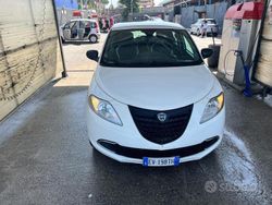 Bianco Usata 2014 Lancia Ypsilon Due volumi | 5000 € (Buon prezzo)