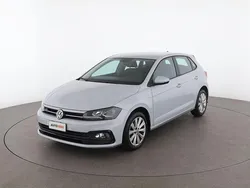 Bianco Usata 2019 VW Polo Highline Tre volumi | 13.699 € (Buon prezzo)