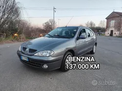 Grigio Usata 2003 Renault Mégane II Tre volumi | 1450 €