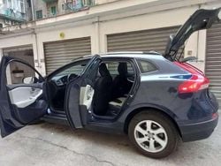 Blu/azzurro Usata 2014 Volvo V40 CC Momentum Station wagon | 7000 € (Super prezzo)