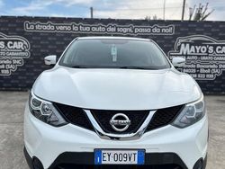 Bianco Usata 2015 Nissan Qashqai Tekna SUV | 10.499 € (Buon prezzo)