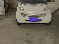 Usata 2000 Mercedes 190 Tre volumi | 2000 €