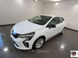 Bianco Nuova 2025 Renault Clio V Evolution Tre volumi | 16.900 € (Buon prezzo)