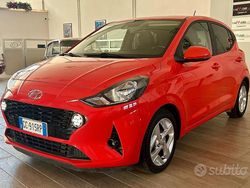 Rosso Usata 2021 Hyundai i10 Advanced Plus Due volumi | 10.900 € (Buon prezzo)
