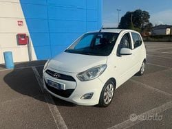 Bianco Usata 2013 Hyundai i10 Due volumi | 3000 € (Buon prezzo)