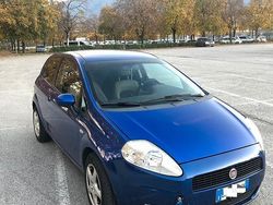 Blu Usata 2006 Fiat Punto Tre volumi | 3350 €
