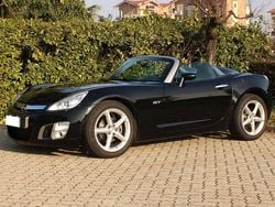 Onyxschwarz Usata 2008 Opel GT Cabrio | 17.999 €