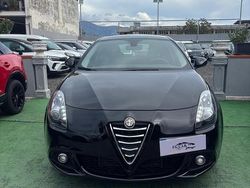 Nero Usata 2013 Alfa Romeo Giulietta Tre volumi | 7490 € (Ottimo prezzo)