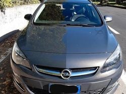 Grigio Usata 2015 Opel Astra Cosmo Station wagon | 4900 € (Super prezzo)