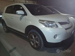 Bianco Usata 2011 Toyota Urban Cruiser SUV | 6500 € (Buon prezzo)