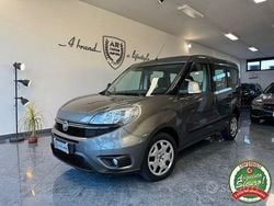 Grigio medio Usata 2018 Fiat Doblò Lounge Monovolume | 10.950 € (Buon prezzo)