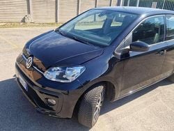Nero Usata 2019 VW up! Highline Due volumi | 7200 € (Buon prezzo)