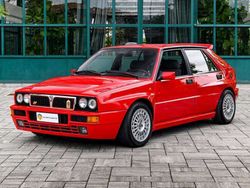 Rosso monza Usata 1991 Lancia Delta Due volumi | 85.000 €