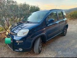 Blu/azzurro Usata 2015 Fiat Panda 4x4 Due volumi | 8000 € (Ottimo prezzo)
