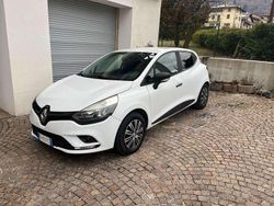 Bianco Usata 2017 Renault Clio Furgone | 6500 € (Buon prezzo)