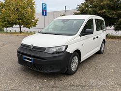 Bianco Usata 2022 VW Caddy Life Monovolume | 21.800 € (Molto cara)
