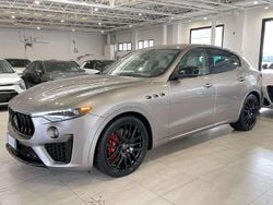 Grigio Usata 2021 Maserati Levante SUV | 42.000 € (Buon prezzo)