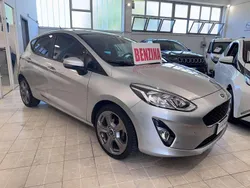 Grigio Usata 2019 Ford Fiesta Vignale Due volumi | 9990 € (Ottimo prezzo)