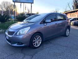 Grigio Usata 2010 Toyota Verso Sol Monovolume | 5400 € (Buon prezzo)