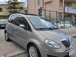 Grigio Usata 2009 Lancia Musa Monovolume | 6700 € (Molto cara)