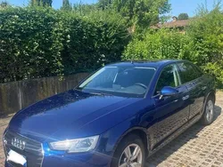 Blu/azzurro Usata 2017 Audi A4 Ambiente Tre volumi | 12.900 € (Ottimo prezzo)