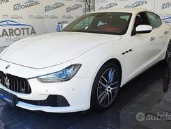 Bianco Usata 2016 Maserati Ghibli Tre volumi | 29.900 € (Buon prezzo)