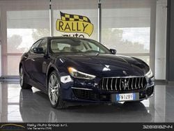Blu Usata 2018 Maserati Ghibli GranLusso Tre volumi | 29.500 € (Buon prezzo)
