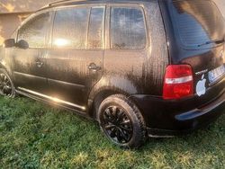 Nero Usata 2004 VW Touran Monovolume | 1000 € (Ottimo prezzo)