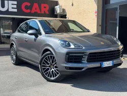 Grigio Usata 2021 Porsche Cayenne SUV | 71.900 € (Super prezzo)