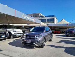 Blu/azzurro Usata 2022 VW T-Cross Advance SUV | 19.500 € (Buon prezzo)