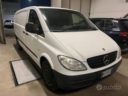Bianco Usata 2006 Mercedes Vito Monovolume | 4900 € (Buon prezzo)