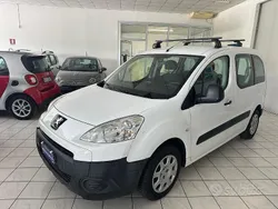 Usata 2012 Peugeot Partner Monovolume | 7400 € (Cara)