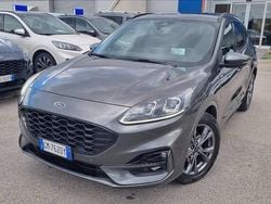Magnetic g Usata 2023 Ford Kuga ST-Line X SUV | 25.500 € (Buon prezzo)