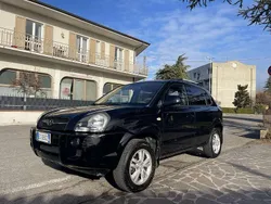 Nero Usata 2010 Hyundai Tucson Active SUV | 3700 € (Cara)