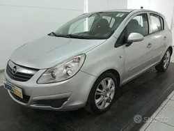 Argento metallizzato Usata 2007 Opel Corsa Cosmo Tre volumi | 4570 € (Buon prezzo)