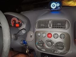 Grigio Usata 2005 Fiat 600 Due volumi | 2200 € (Buon prezzo)