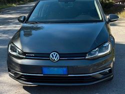Grigio Usata 2020 VW Golf VIII Highline Tre volumi | 16.500 € (Molto cara)
