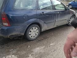 Blu Usata 2000 Ford Focus Trend Station wagon | 1500 € (Molto cara)