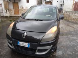 Nero Usata 2010 Renault Scénic III Monovolume | 1500 € (Buon prezzo)