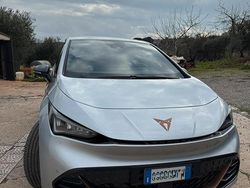 Grigio Usata 2023 Cupra Born Due volumi | 23.500 € (Buon prezzo)