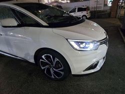 Usata 2017 Renault Scénic IV Bose Edition Monovolume | 12.000 € (Buon prezzo)