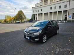 Nero Usata 2015 Opel Karl Due volumi | 3999 € (Buon prezzo)