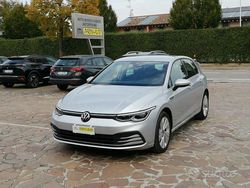 Grigio Usata 2021 VW Golf Style Tre volumi | 22.900 € (Cara)