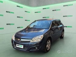 Grigio Usata 2008 Opel Astra Tre volumi | 900 € (Super prezzo)