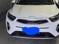 Bianco Usata 2021 Kia Stonic SUV | 15.000 € (Buon prezzo)