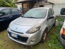 Grigio Usata 2012 Renault Clio IV Tre volumi | 2500 € (Super prezzo)