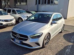 Bianco Usata 2023 Mercedes B200 Executive Monovolume | 19.900 € (Super prezzo)