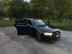 Nero Usata 2014 Audi A4 Advanced Plus Tre volumi | 11.900 € (Buon prezzo)