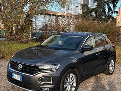 Grigio Usata 2021 VW T-Roc SUV | 22.000 € (Cara)